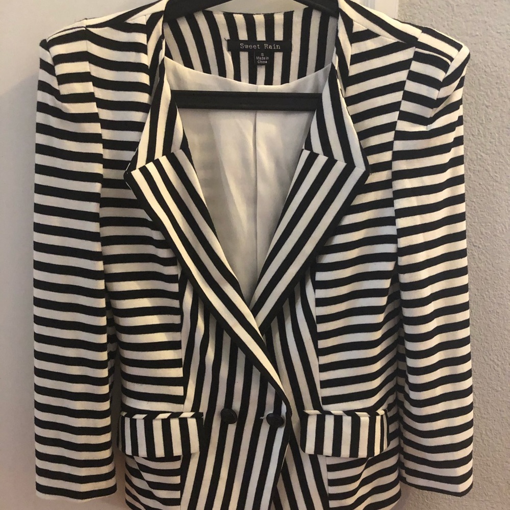 Sweet Rain Knit Striped Blazer with Shoulder Pads